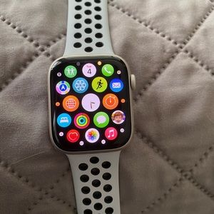 Apple Watch Nike 7 Series, 45mm